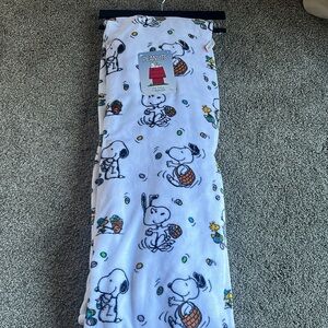 NWT PEANUTS SNOOPY EASTER BLANKET🐣🪺